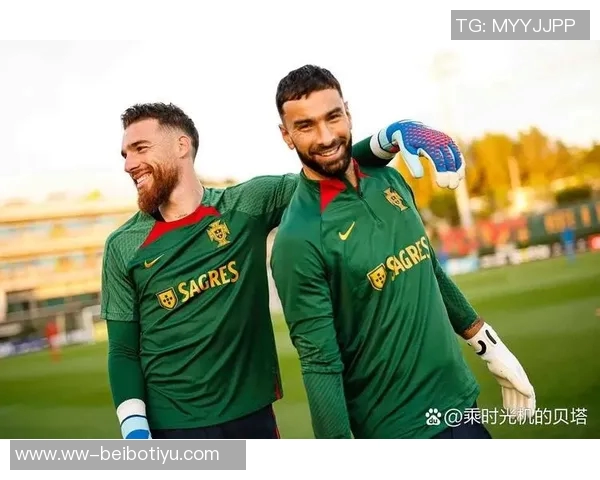 拉斐尔称赞卡塞米罗具备首发实力仍能为球队带来重要贡献